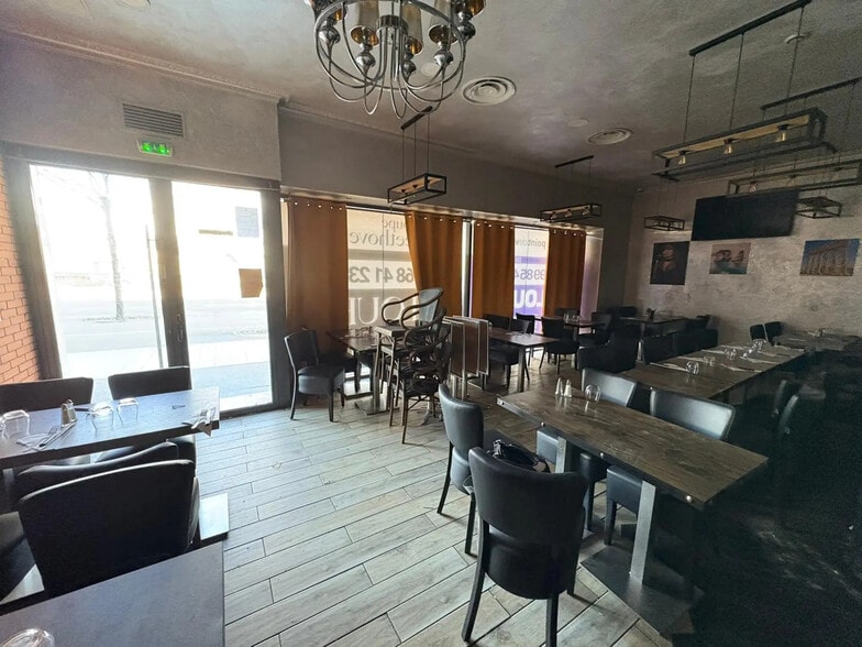 Local commercial dans Paris à vendre - Photo intérieure – Image 2 sur 5