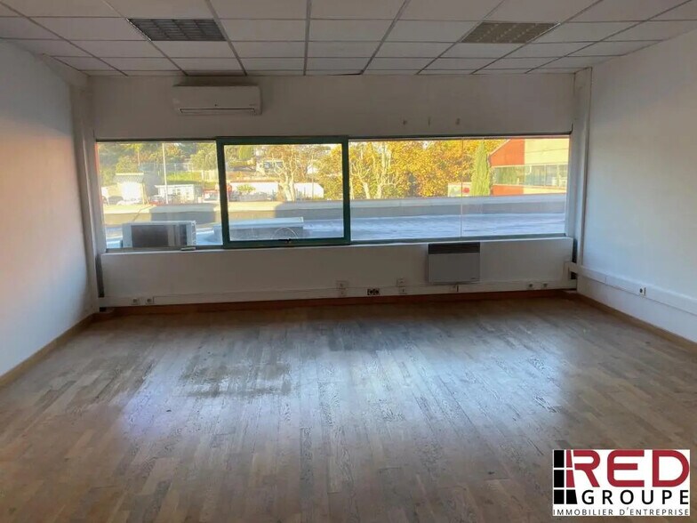 Local d’activités dans Aubagne à louer - Photo intérieure – Image 3 sur 6