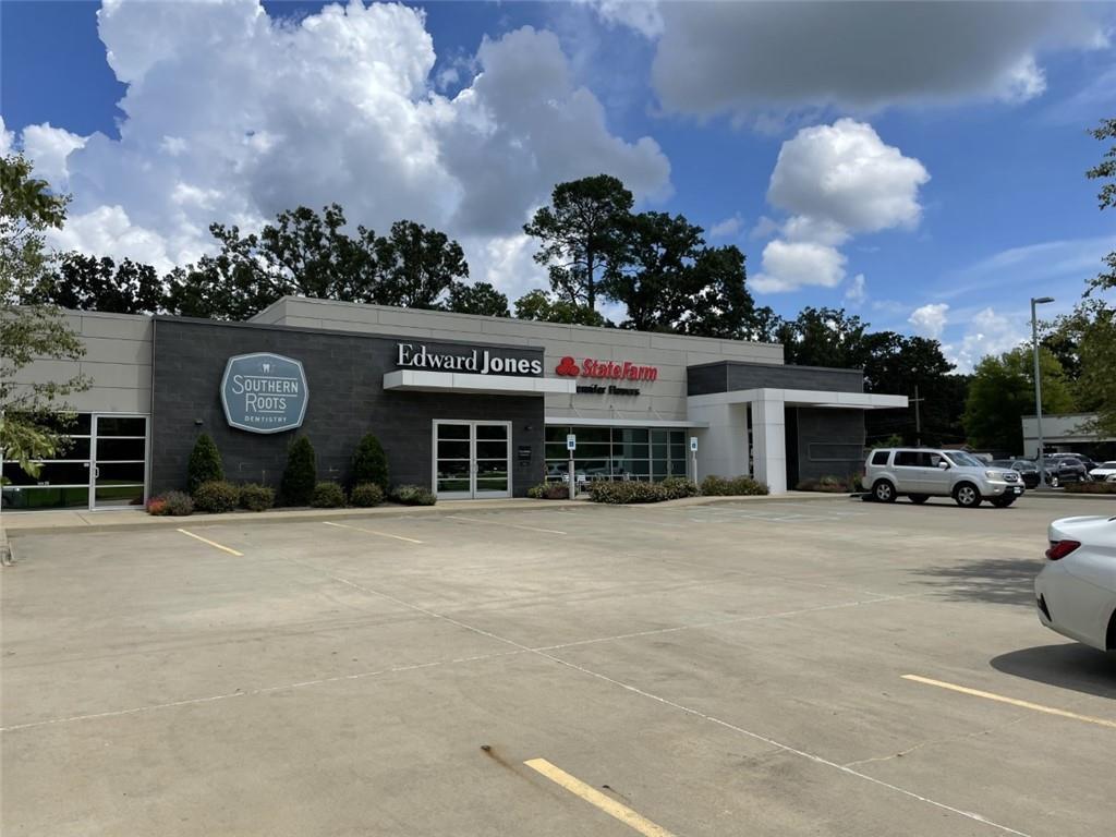 8691 Line Ave, Shreveport, LA à louer Photo principale– Image 1 sur 4
