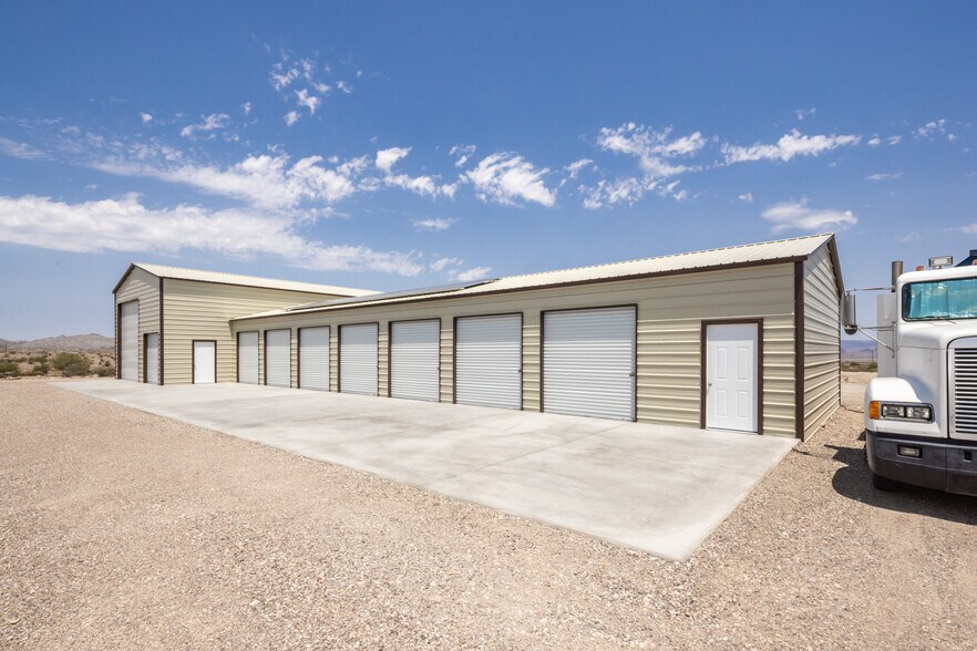 8089 Wagon Wheel Dr, Lake Havasu City, AZ à vendre - Photo de l’immeuble – Image 3 sur 27