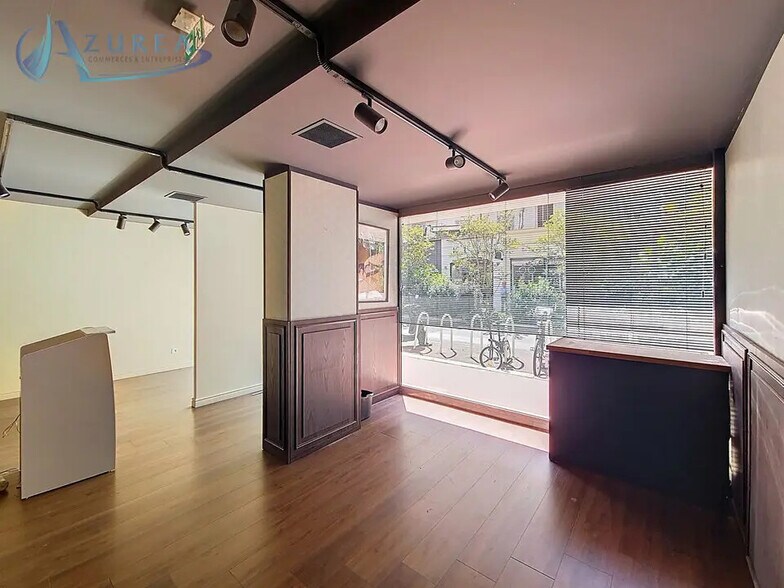 Local commercial dans Nice à louer - Photo de l’immeuble – Image 1 sur 7