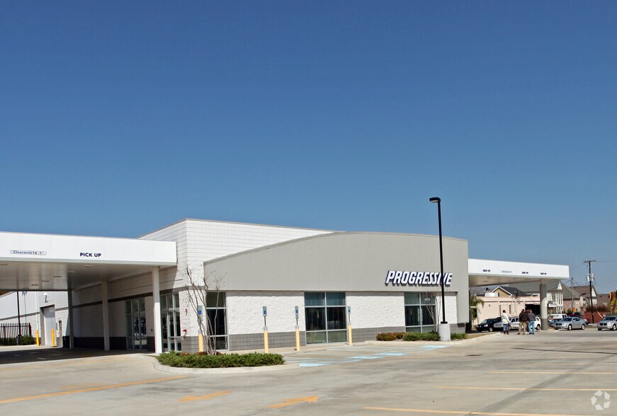 1425 Airline Dr, Metairie, LA à vendre - Photo de l’immeuble – Image 3 sur 12