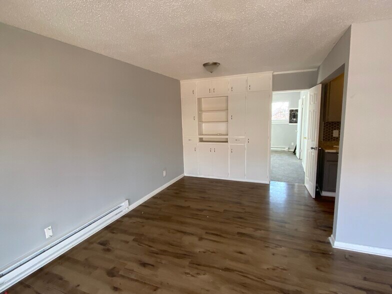 10400 Whittier St, Detroit, MI à vendre - Photo de l’immeuble – Image 3 sur 15