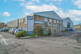 Plus de détails pour Blandford Rd, Poole - Industriel/Logistique à louer