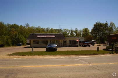 6981 Bluewater Hwy, Saranac, MI à vendre - Photo de l’immeuble – Image 3 sur 3
