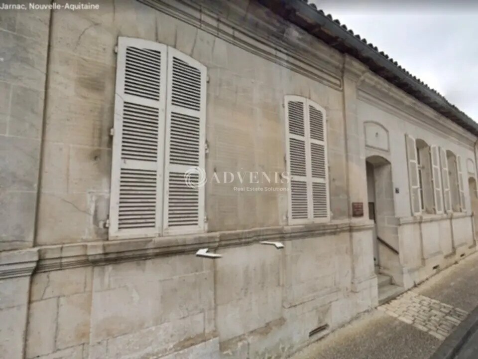 Bureau dans Jarnac à vendre Photo de l’immeuble– Image 1 sur 2