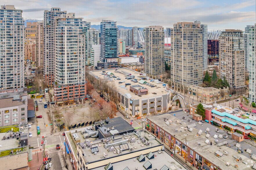 910 Mainland St, Vancouver, BC à louer - Aérien – Image 2 sur 12
