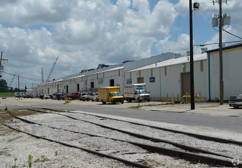 4737-4749 River Rd, New Orleans, LA à louer - Photo de l’immeuble – Image 3 sur 5