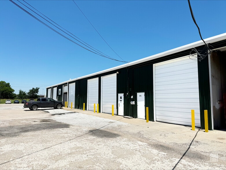 600-622 N Main St, Irving, TX à louer - Photo de l’immeuble – Image 3 sur 3