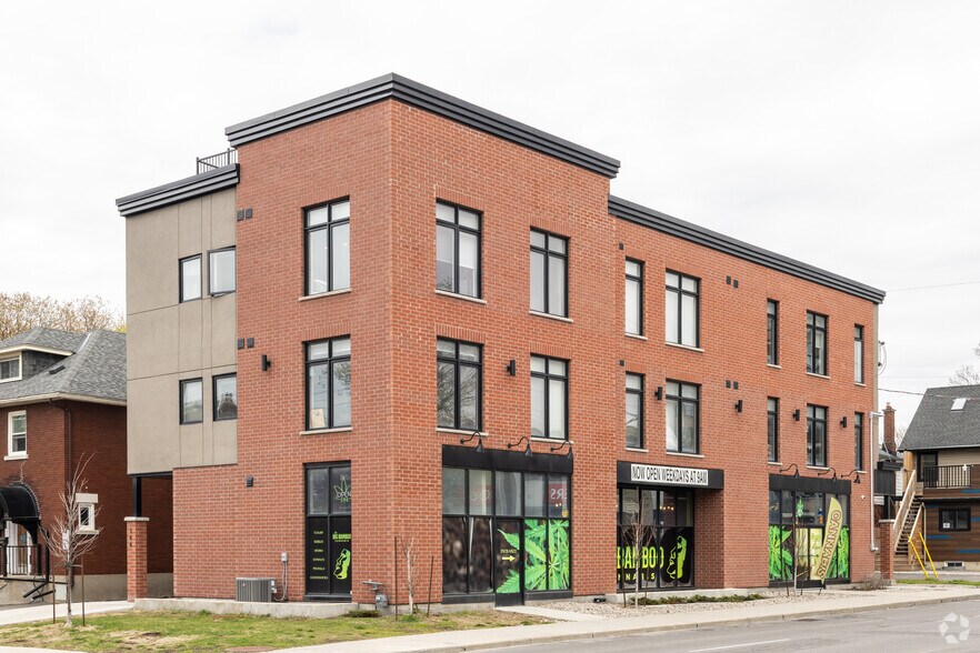 144 Renfrew Av, Ottawa, ON à vendre - Photo de l’immeuble – Image 1 sur 14