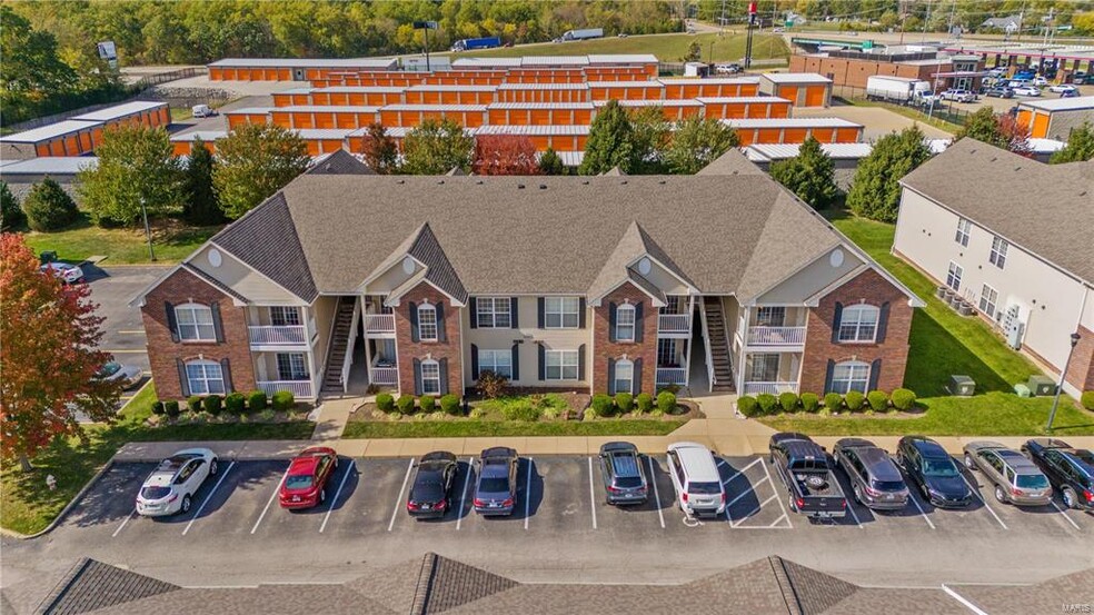 6401 Brookfield Court Dr, Saint Louis, MO à vendre - Photo principale – Image 1 sur 9