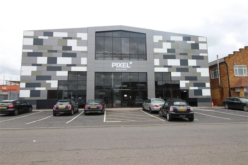 110 Brooker Rd, Waltham Abbey à louer Photo de l’immeuble– Image 1 sur 7