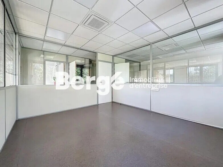 Bureau dans SOPHIA ANTIPOLIS à louer - Photo intérieure – Image 3 sur 7