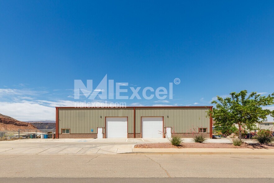 1326 S 1900 E, Washington, UT à louer - Photo de l’immeuble – Image 1 sur 7