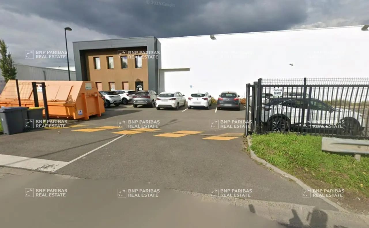Local d’activités dans Lesquin à louer Photo de l’immeuble– Image 1 sur 7