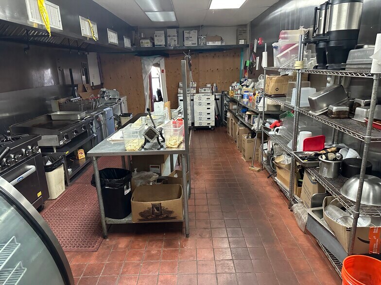930-980 Radio Rd, Little Egg Harbor Township, NJ à vendre - Photo de l’immeuble – Image 2 sur 18