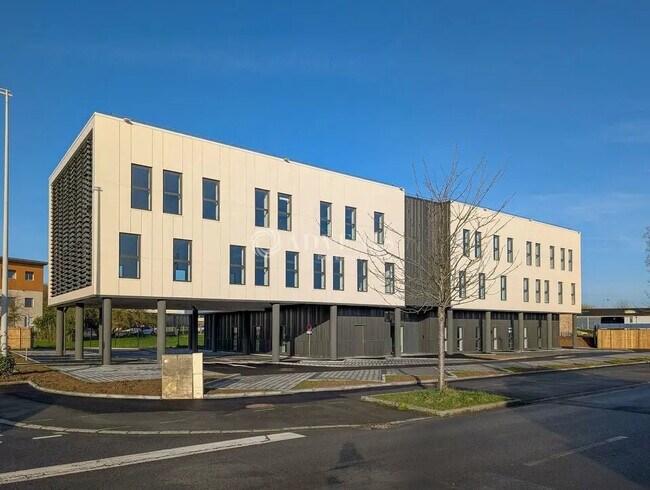 Plus de détails pour Bureau à vendre