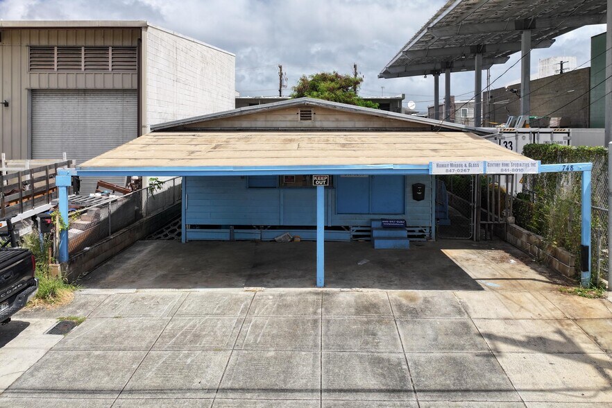 748 Gulick Ave, Honolulu, HI à vendre - Photo de l’immeuble – Image 2 sur 21