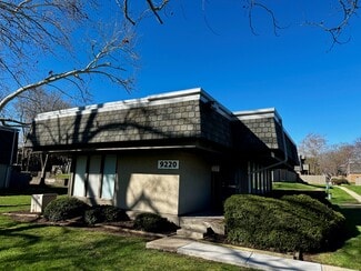 Plus de détails pour 9220 Foster St, Overland Park, KS - Bureau à louer
