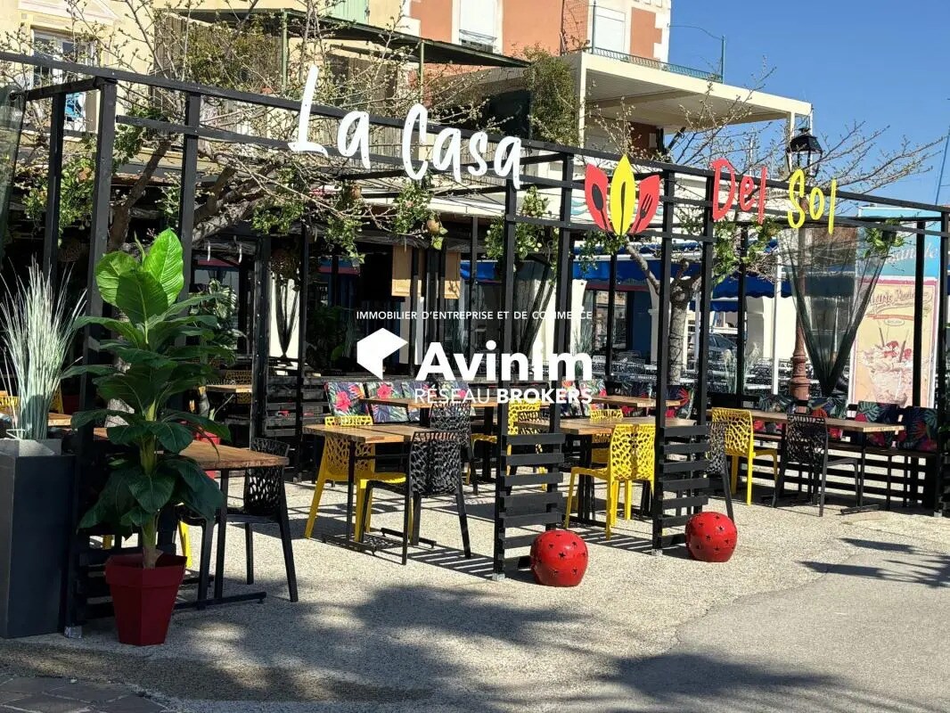 Local commercial dans Port-de-Bouc à louer Photo de l’immeuble– Image 1 sur 8