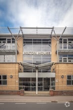 Corporation St, Rugby à louer Photo de l’immeuble– Image 2 sur 2