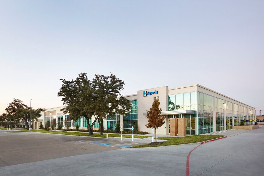 1225 Alma Rd, Richardson, TX à louer - Photo principale – Image 1 sur 9