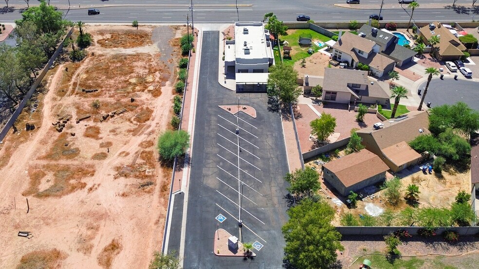 1818 E Baseline Rd portefeuille de 2 biens à vendre sur LoopNet.fr - Photo de l’immeuble – Image 2 sur 22