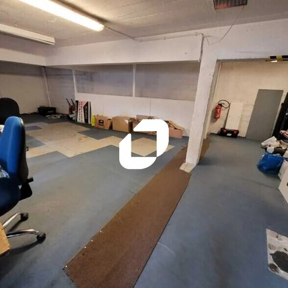 Local d’activités dans Boulogne-Billancourt à louer - Photo de l’immeuble – Image 2 sur 7