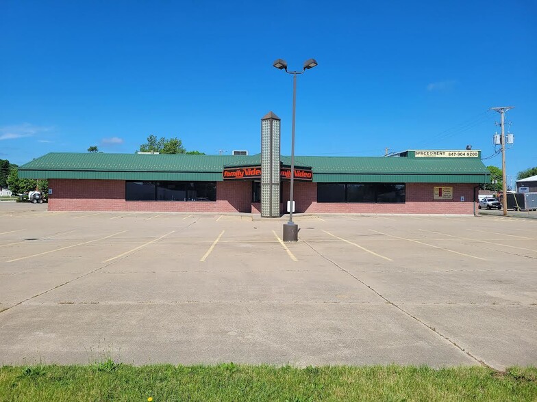 204 N Roche St, Knoxville, IA à louer - Photo de l’immeuble – Image 1 sur 4
