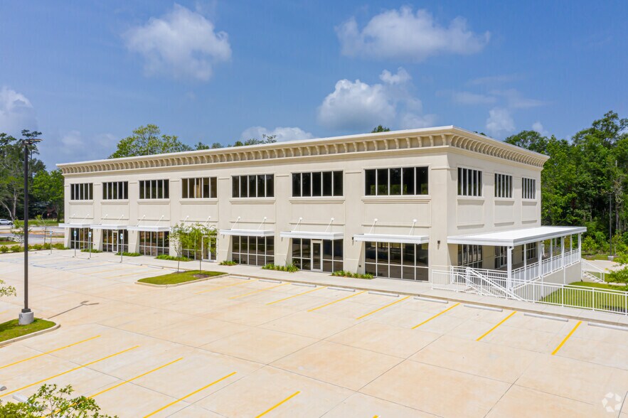 211 S Tyler St, Covington, LA à louer - Photo principale – Image 1 sur 3