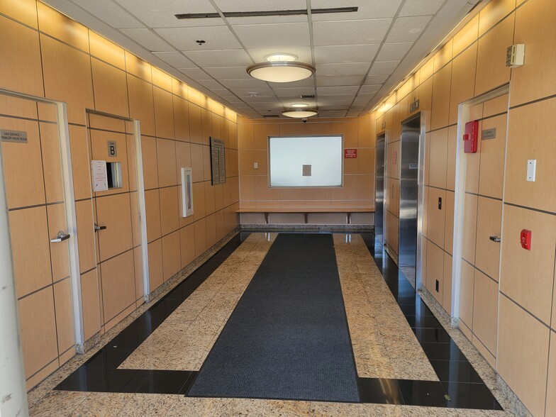 71 Union Ave, Rutherford, NJ à louer - Photo intérieure – Image 2 sur 5