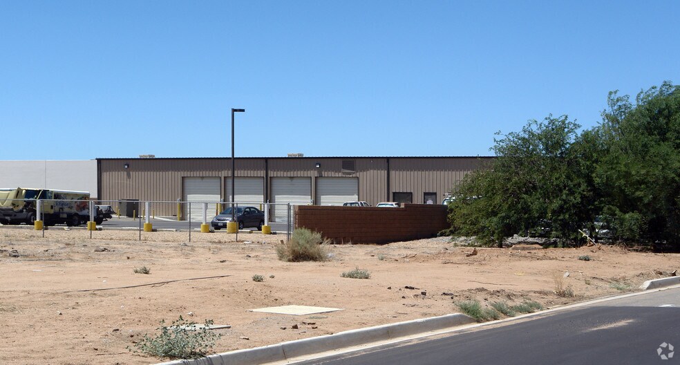 22379 Eyota, Apple Valley, CA à louer - Photo de l’immeuble – Image 2 sur 13