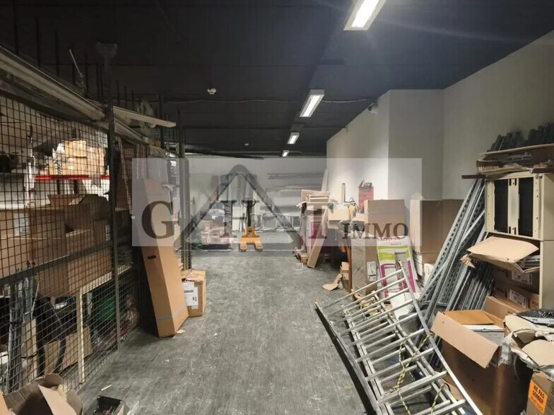 Industriel/Logistique dans Torcy à vendre - Photo de l’immeuble – Image 2 sur 17