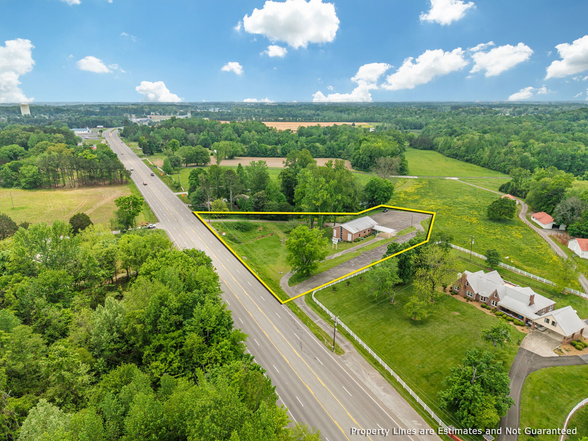 3325 Huntsville Hwy, Fayetteville, TN à louer Aérien– Image 1 sur 42