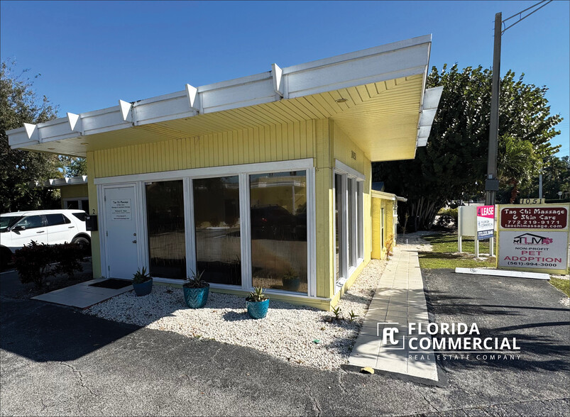 1051 E Ocean Blvd, Stuart, FL à louer - Photo de l’immeuble – Image 3 sur 7