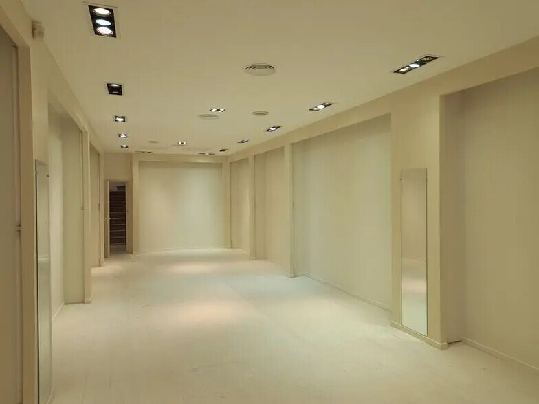 Local commercial dans Saint-Quentin à louer - Photo intérieure – Image 1 sur 5