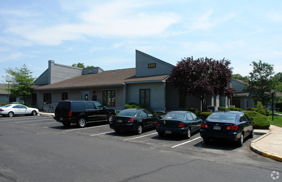 1000 White Horse Rd, Voorhees, NJ à vendre - Photo principale – Image 1 sur 4
