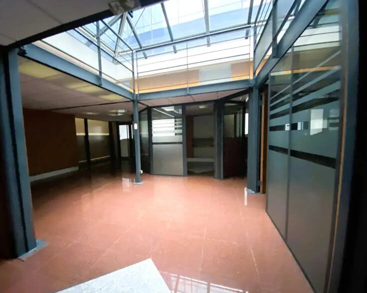 40/42 Avenue Georges Pompidou, Lyon à louer - Photo de l’immeuble – Image 3 sur 11