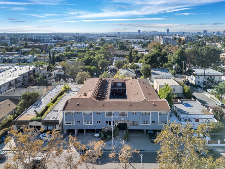 7236 Fountain Ave, West Hollywood, CA à vendre - Photo de l’immeuble – Image 3 sur 9