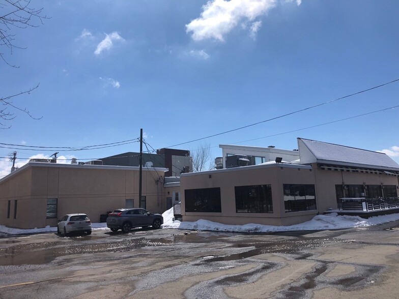 218-220 Boul Labelle, Rosemère, QC à vendre - Photo de l’immeuble – Image 2 sur 3