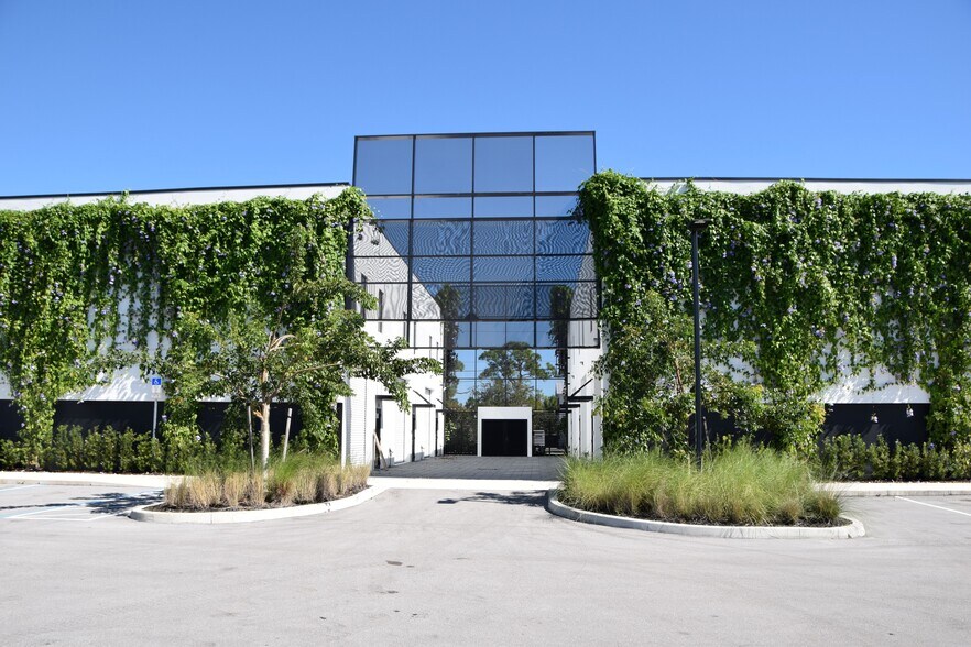 11720 SE Shell Ave, Hobe Sound, FL à vendre - Photo de l’immeuble – Image 3 sur 8