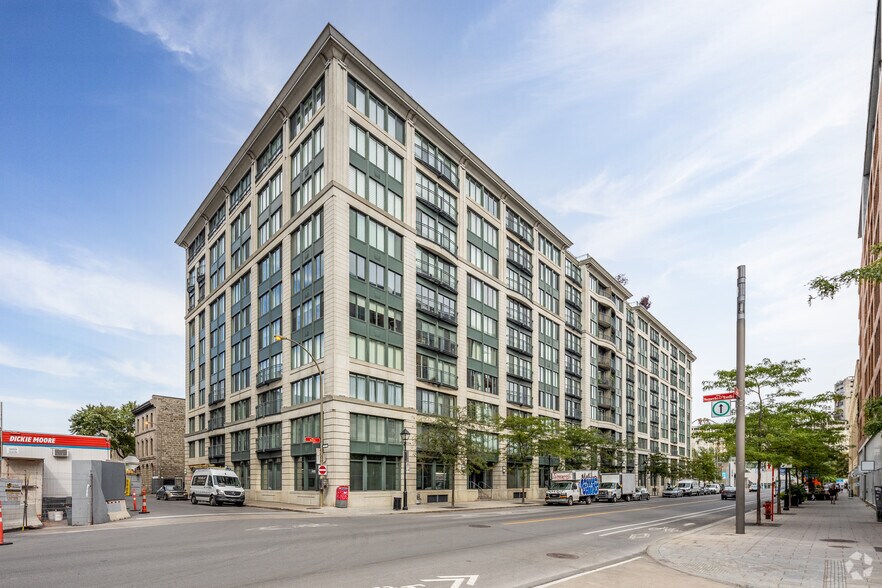 1 Rue McGill, Montréal, QC à vendre - Photo de l’immeuble – Image 2 sur 12