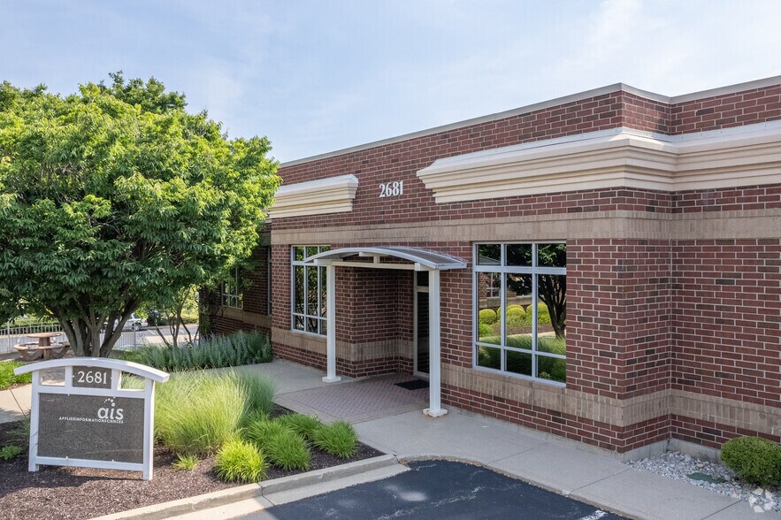 2681 Commons Blvd, Beavercreek, OH à louer - Photo de l’immeuble – Image 2 sur 26