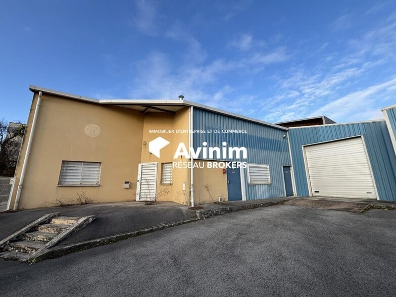 Local commercial dans Miserey-Salines à louer - Photo de l’immeuble – Image 3 sur 9