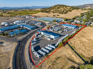 Plus de détails pour 3976 Crater Lake Ave, Medford, OR - Local commercial à louer