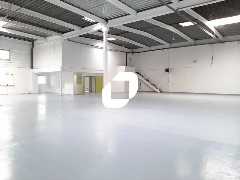 Bureau dans Trappes à louer - Photo intérieure – Image 3 sur 6