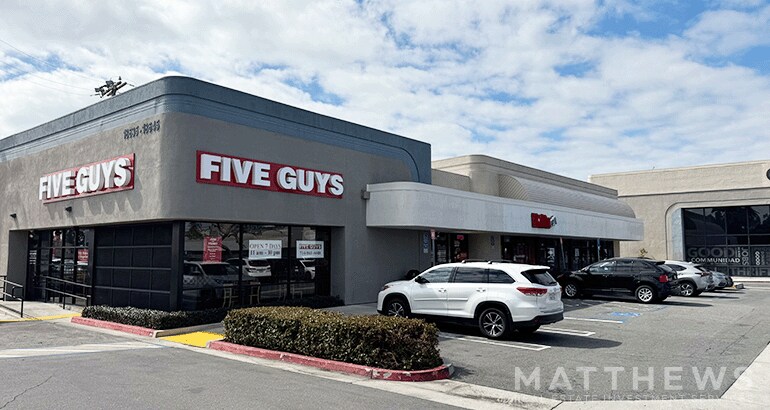 18541-18545 Beach blvd, Huntington Beach, CA à louer - Photo de l’immeuble – Image 1 sur 7