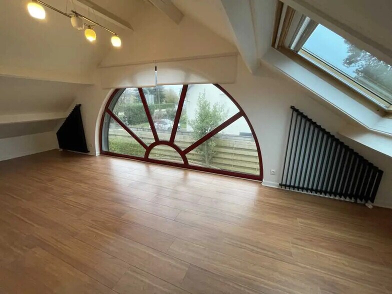 Local commercial dans Bois-Guillaume à vendre - Photo intérieure – Image 2 sur 7