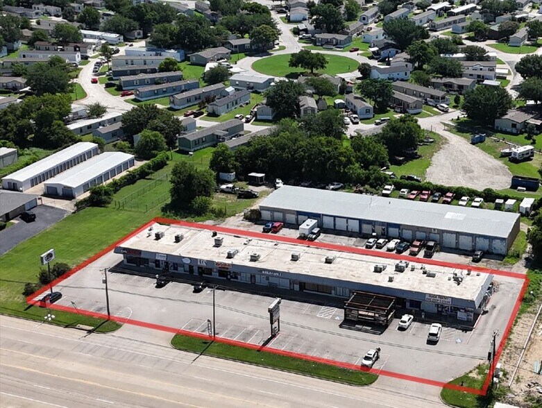 800 N Crowley Rd, Crowley, TX à vendre - Photo de l’immeuble – Image 1 sur 4