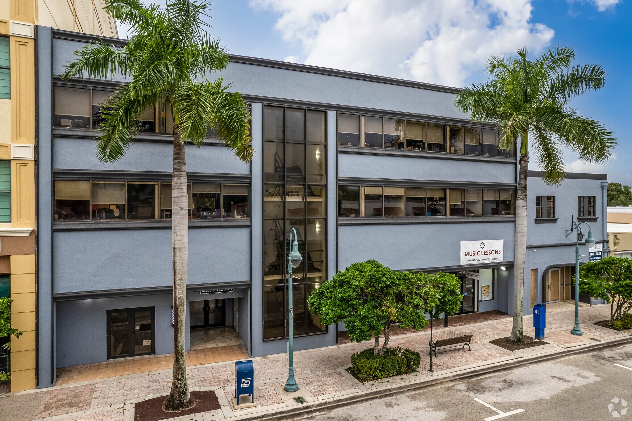 1940 Harrison St, Hollywood, FL à vendre Photo de l’immeuble– Image 1 sur 6